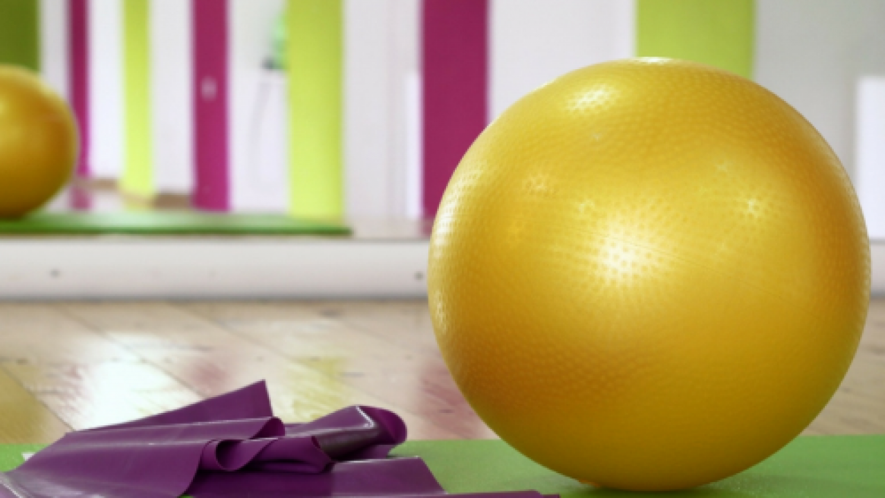 Exercise Ball Workout A Fun Way To Lose Weight And Stay in Tune With Your Body